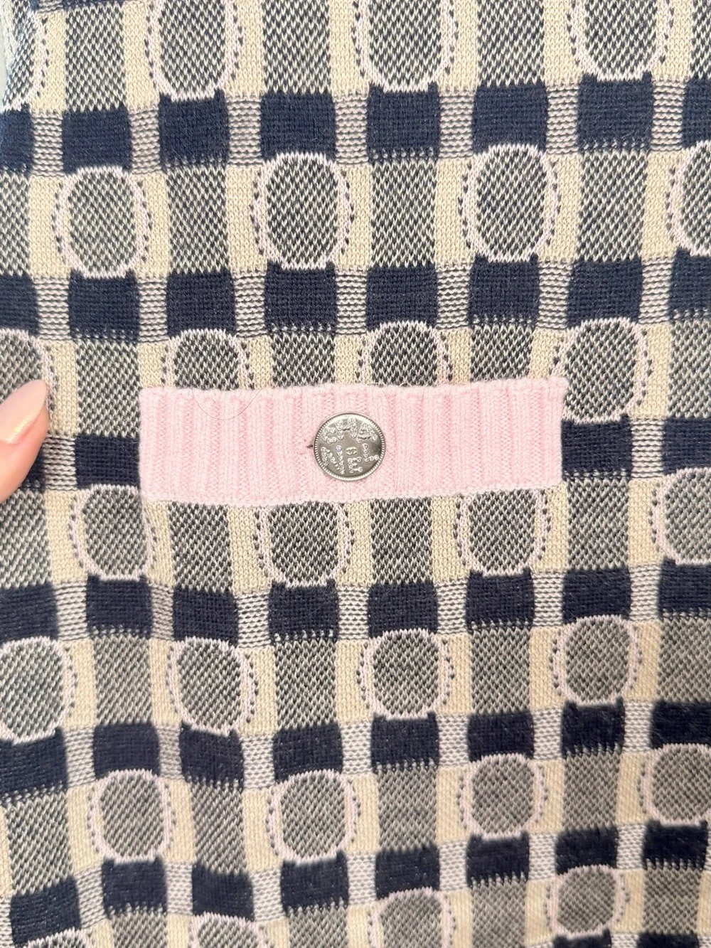 CHANEL Cashmere Shift Dress – 21B Collection (Pre-Fall 2021)